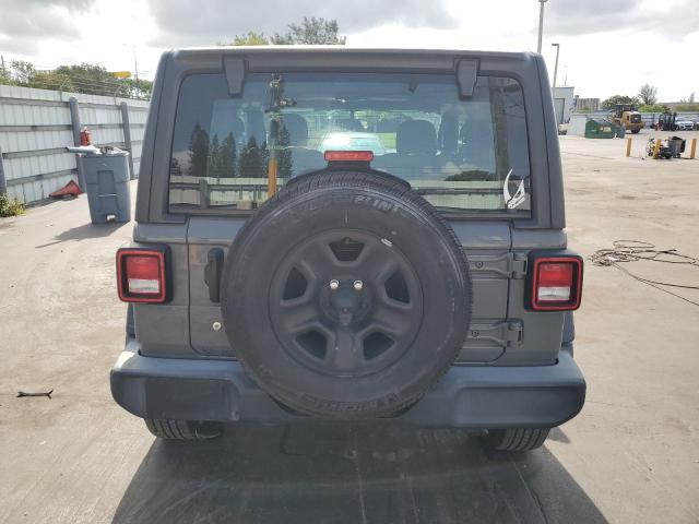 1C4GJXAN2JW266648 - 2018 JEEP WRANGLER SPORT GRAY photo 6