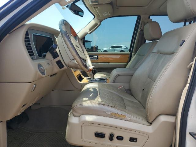 5LMFU27518LJ02843 - 2008 LINCOLN NAVIGATOR WHITE photo 7