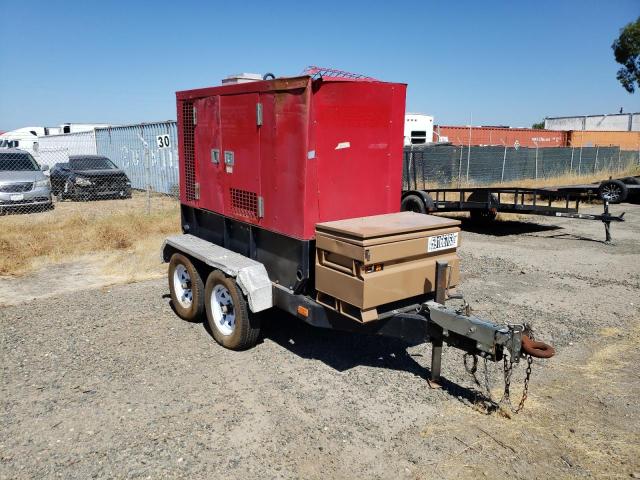 4TCSU1062DH612105 - 2013 TRIT GENERATOR RED photo 1