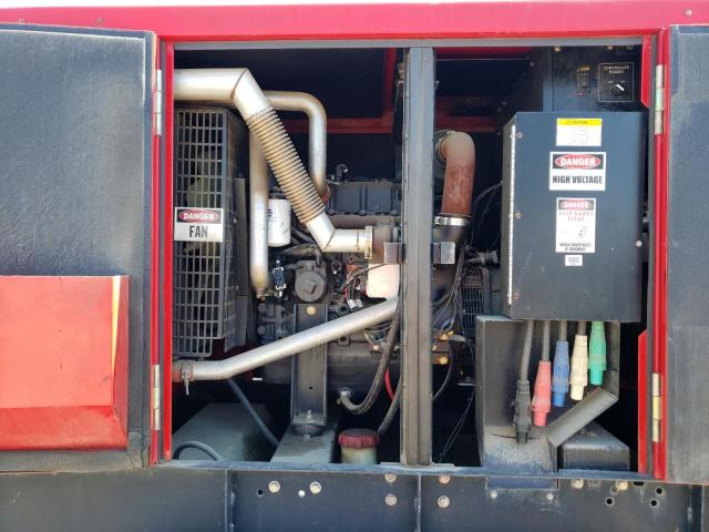 4TCSU1062DH612105 - 2013 TRIT GENERATOR RED photo 6