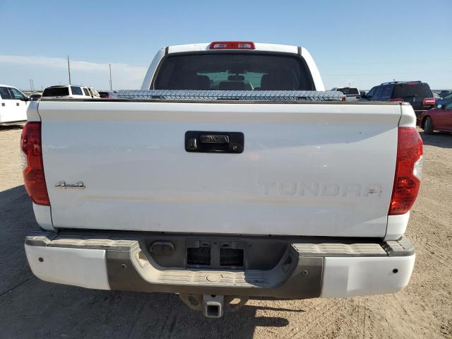 5TFAW5F14EX355221 - 2014 TOYOTA TUNDRA CREWMAX PLATINUM Weiß Foto 6