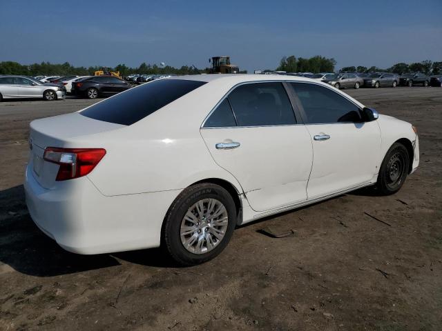 4T4BF1FK8ER402937 - 2014 TOYOTA CAMRY L WHITE photo 3