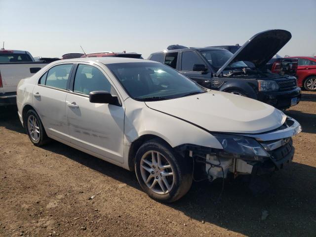 3FAHP0GA1CR362278 - 2012 FORD FUSION S WHITE photo 4