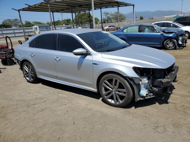 1VWDT7A31HC017374 - 2017 VOLKSWAGEN PASSAT R-LINE Gümüş foto 4