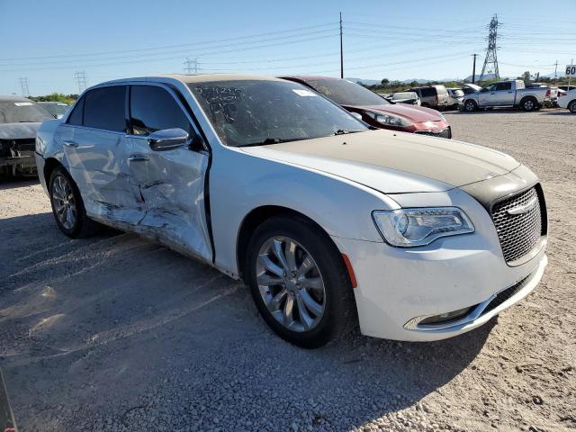 2C3CCAKG4KH569862 - 2019 CHRYSLER 300 LIMITED WHITE photo 4