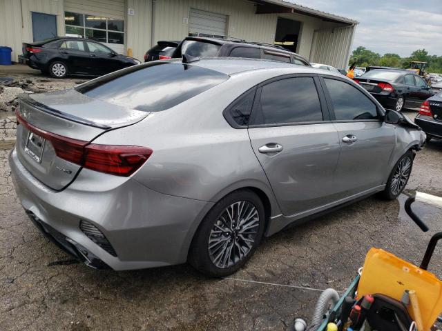 3KPF54AD7PE614338 - 2023 KIA FORTE GT LINE GRAY photo 3