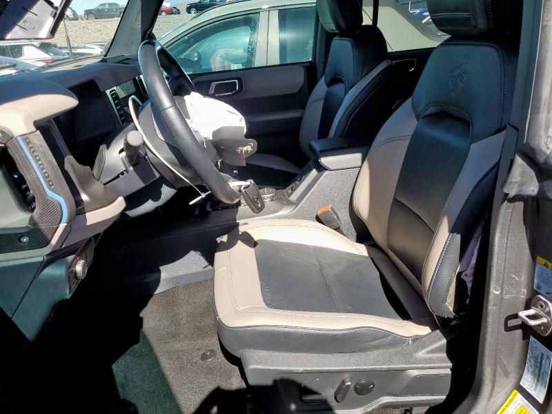 1FMEE5DP6PLB01060 - 2023 FORD BRONCO BASE GRAY photo 7