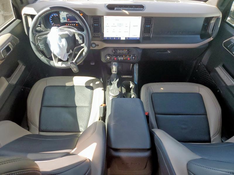 1FMEE5DP6PLB01060 - 2023 FORD BRONCO BASE GRAY photo 8