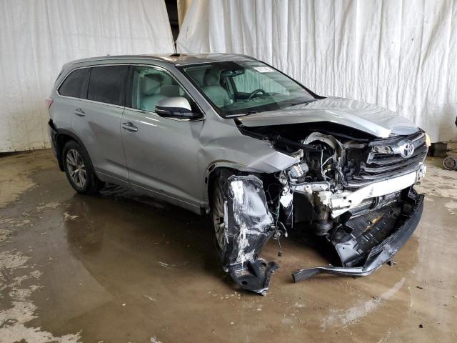 5TDJKRFH2ES034333 - 2014 TOYOTA HIGHLANDER XLE Silber Foto 4