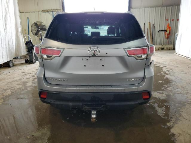 5TDJKRFH2ES034333 - 2014 TOYOTA HIGHLANDER XLE Silber Foto 6