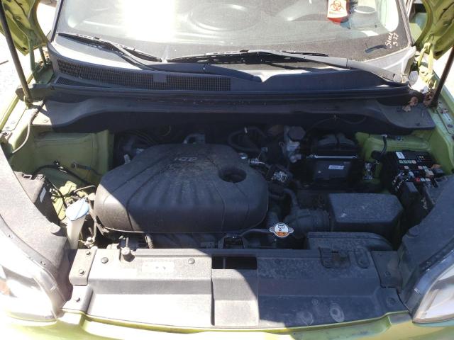 KNDJN2A24E7733216 - 2014 KIA SOUL GREEN photo 11