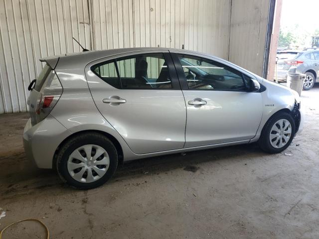 JTDKDTB33E1069921 - 2014 TOYOTA PRIUS C SILVER photo 3