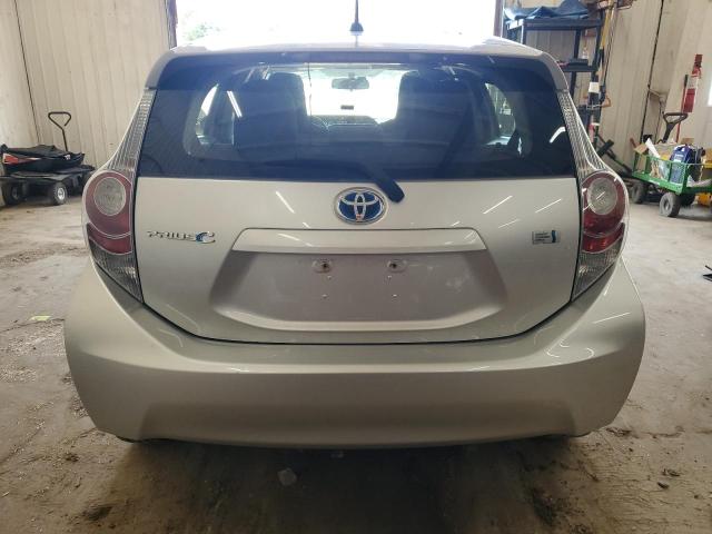 JTDKDTB33E1069921 - 2014 TOYOTA PRIUS C SILVER photo 6