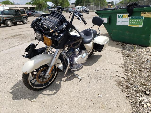 1HD1KHC11NB621467 - 2022 HARLEY-DAVIDSON FLTRX 白色 照片 2