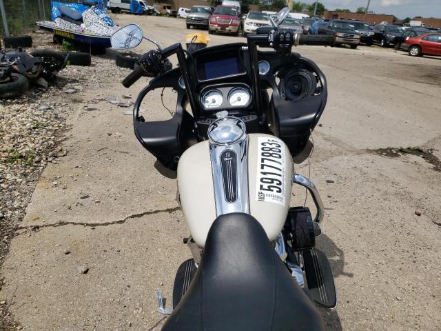 1HD1KHC11NB621467 - 2022 HARLEY-DAVIDSON FLTRX 白色 照片 5