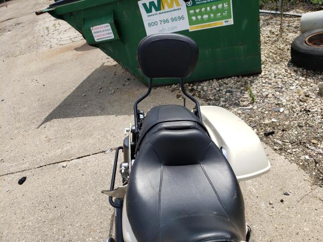 1HD1KHC11NB621467 - 2022 HARLEY-DAVIDSON FLTRX 白色 照片 6