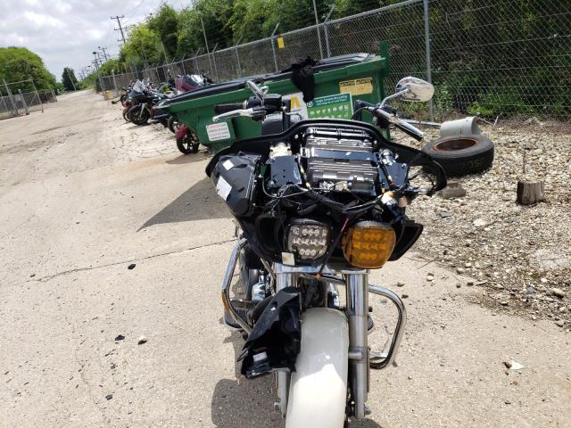 1HD1KHC11NB621467 - 2022 HARLEY-DAVIDSON FLTRX 白色 照片 9