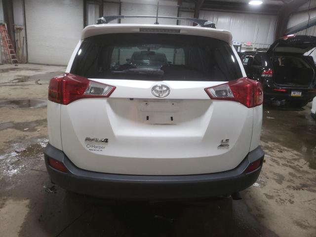 JTMBFREV7FD166257 - 2015 TOYOTA RAV4 LE WHITE photo 6