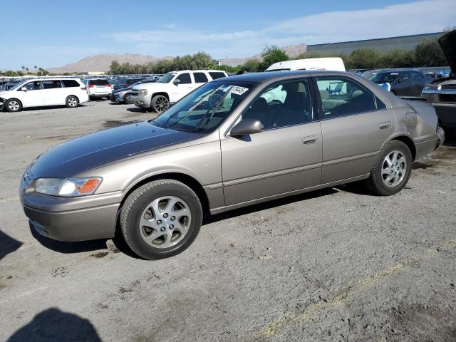 1999 TOYOTA CAMRY LE, null