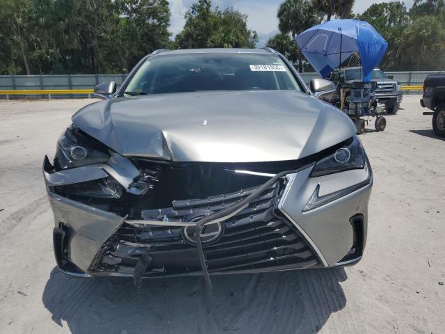 JTJGARBZ4M2180456 - 2021 LEXUS NX 300 BASE ვერცხლისფერი ფოტო 5