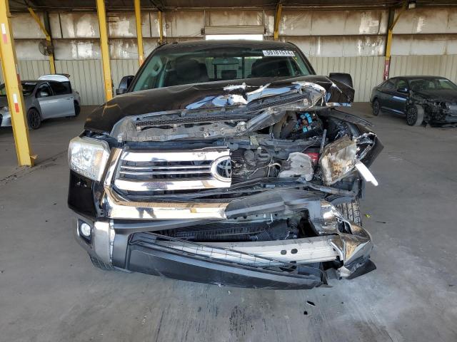5TFUW5F10HX630715 - 2017 TOYOTA TUNDRA DOUBLE CAB SR/SR5 BLACK photo 5