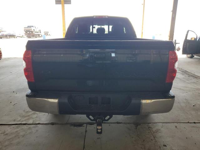 5TFUW5F10HX630715 - 2017 TOYOTA TUNDRA DOUBLE CAB SR/SR5 BLACK photo 6