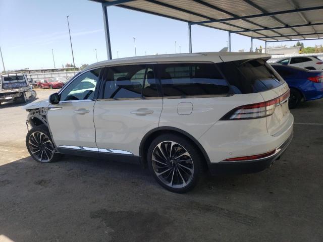 5LM5J7WC9MGL08464 - 2021 LINCOLN AVIATOR RESERVE WHITE photo 2