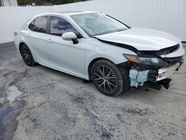 4T1G11AK9PU128298 - 2023 TOYOTA CAMRY SE NIGHT SHADE GRAY photo 4