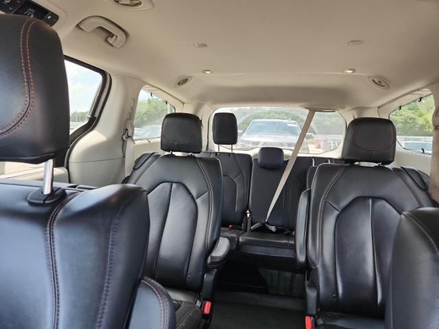 2C4RC1EG8HR584823 - 2017 CHRYSLER PACIFICA TOURING L PLUS WHITE photo 10