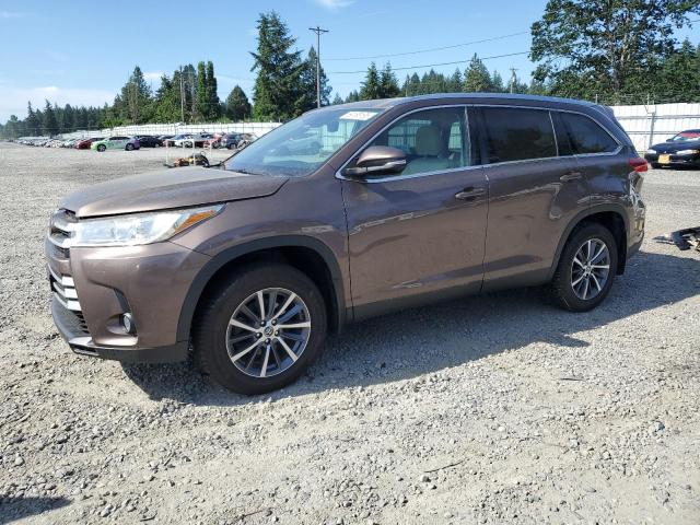 2019 TOYOTA HIGHLANDER SE, null