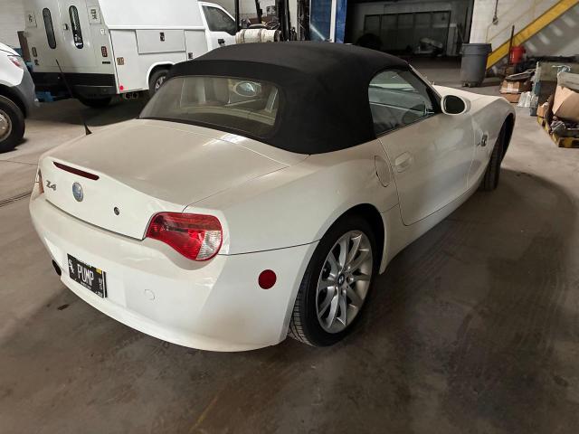 4USBU33588LW73838 - 2008 BMW Z4 3.0 WHITE photo 4
