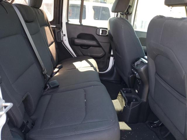 1C4HJXEG4JW142168 - 2018 JEEP WRANGLER U SAHARA WHITE photo 6