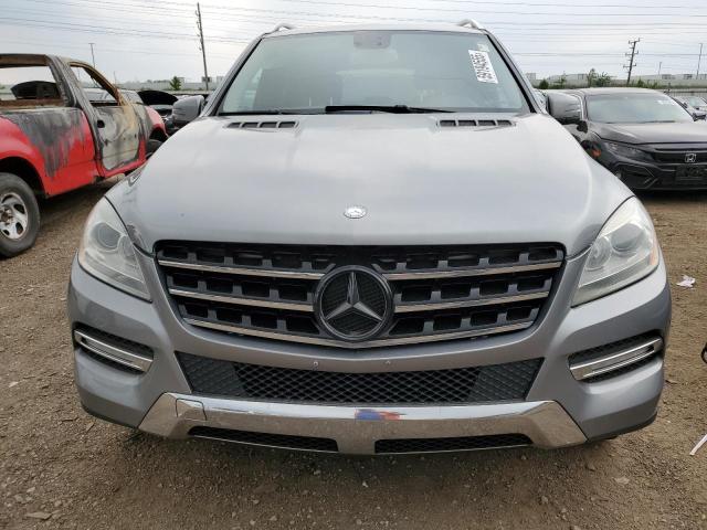 4JGDA5HBXCA010983 - 2012 MERCEDES-BENZ ML 350 4MATIC SILVER photo 5