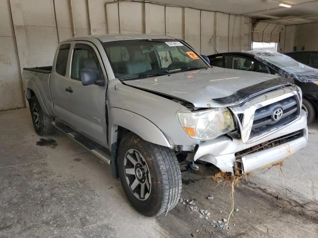 5TEUU42N85Z085179 - 2005 TOYOTA TACOMA ACCESS CAB ვერცხლისფერი ფოტო 4