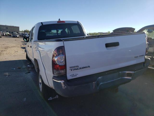 3TMMU4FN3EM070175 - 2014 TOYOTA TACOMA DOUBLE CAB LONG BED WHITE photo 3