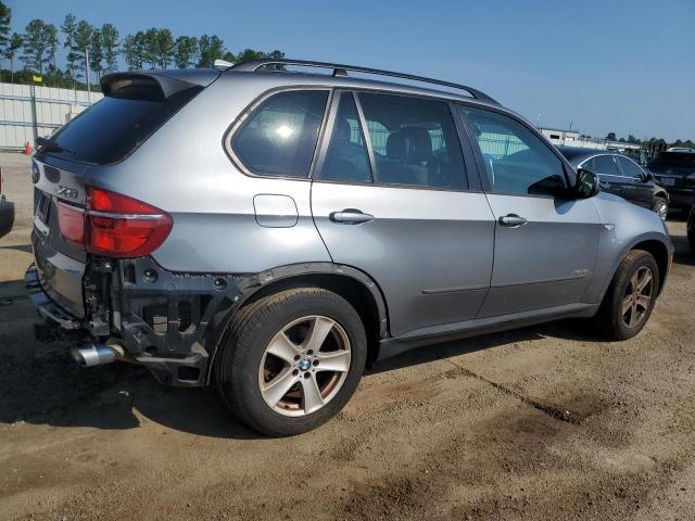 5UXZW0C55CL664700 - 2012 BMW X5 XDRIVE35D GRAY photo 3