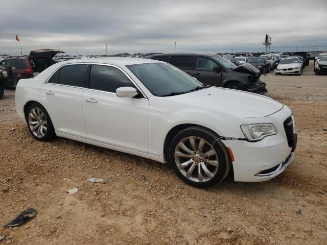 2C3CCAAG2GH313714 - 2016 CHRYSLER 300 LIMITED WHITE photo 4