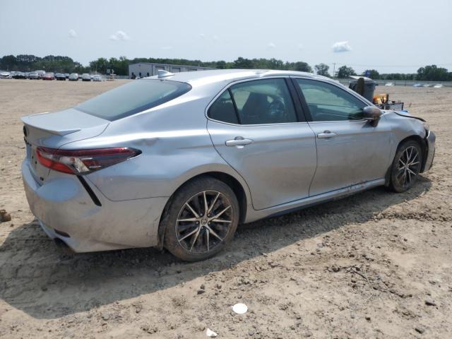 4T1G11AK9PU157851 - 2023 TOYOTA CAMRY SE NIGHT SHADE SILVER photo 3