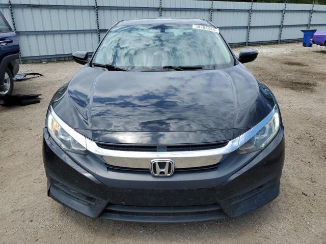 2HGFC2F52JH522160 - 2018 HONDA CIVIC LX შავი ფოტო 5