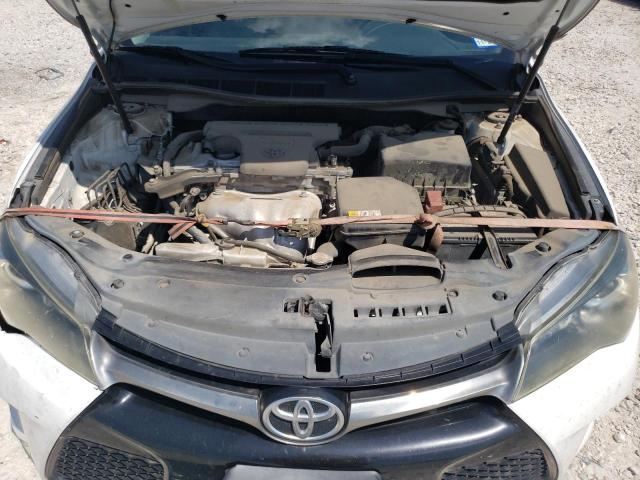 4T1BF1FK9HU658194 - 2017 TOYOTA CAMRY LE WHITE photo 11