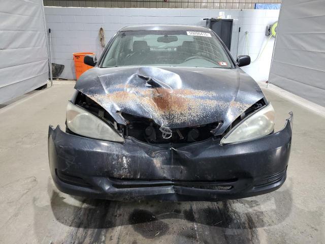 4T1BF30K12U012210 - 2002 TOYOTA CAMRY LE BLACK photo 5