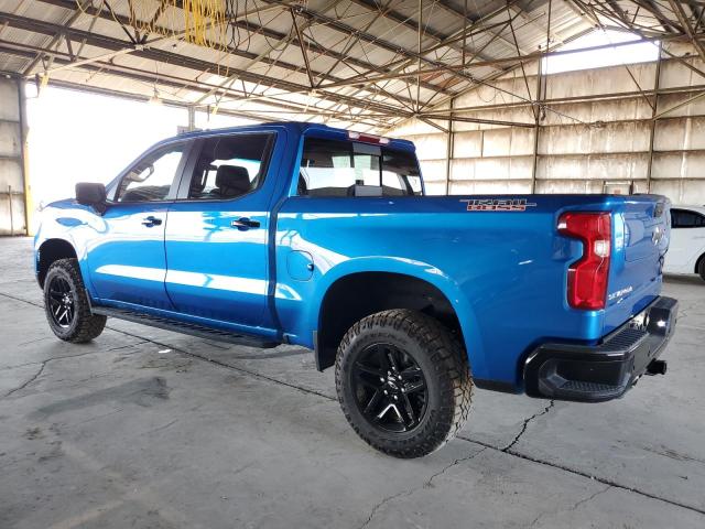 3GCUDFED2NG623272 - 2022 CHEVROLET SILVERADO K1500 LT TRAIL BOSS BLUE photo 2