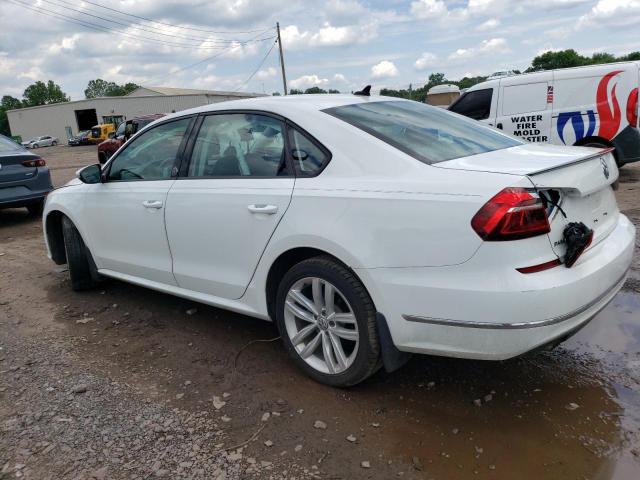 1VWLA7A39KC002534 - 2019 VOLKSWAGEN PASSAT WOLFSBURG WHITE photo 2