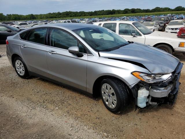 3FA6P0G74LR134755 - 2020 FORD FUSION S GRAY photo 4