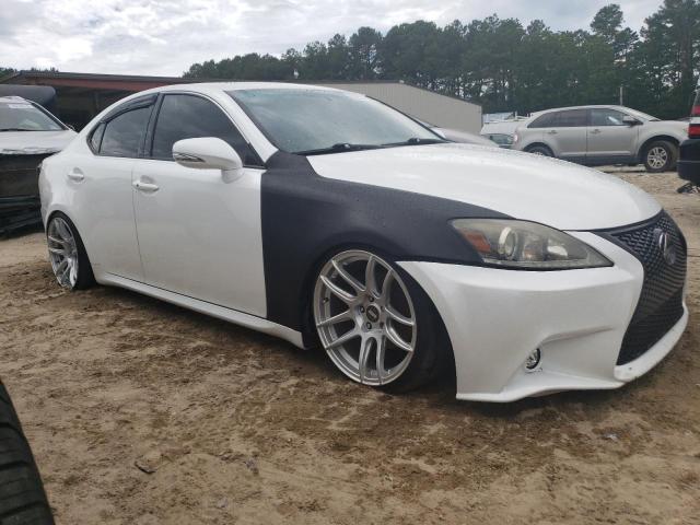 JTHBF5C24B5150506 - 2011 LEXUS IS 250 WHITE photo 4