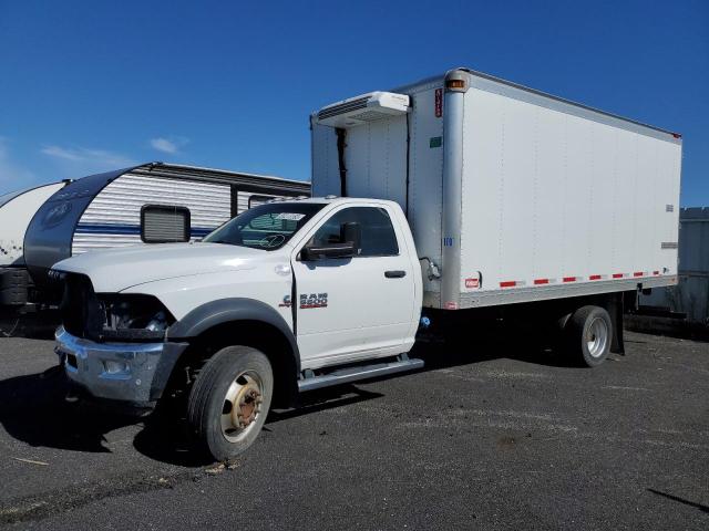 3C7WRMDL3JG376073 - 2018 RAM 5500 WHITE photo 1