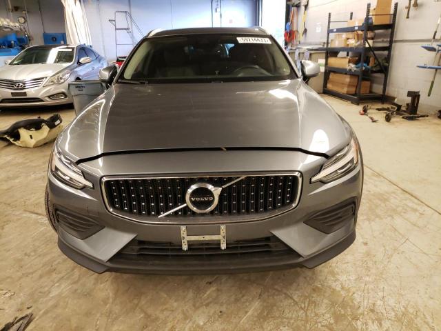 YV4102WK1L1035022 - 2020 VOLVO V60 CROSS T5 GRAY photo 5