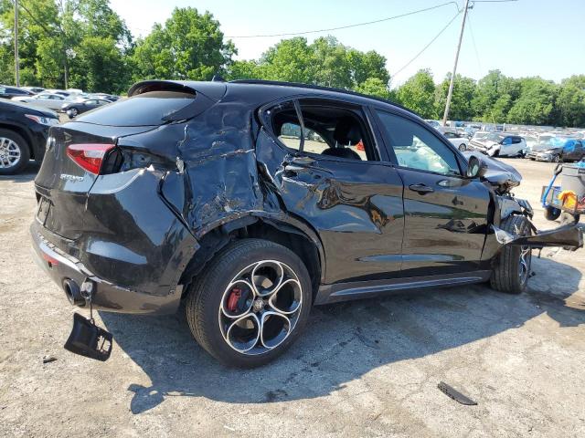 ZASPAKBN5P7D55416 - 2023 ALFA ROMEO STELVIO TI BLACK photo 3