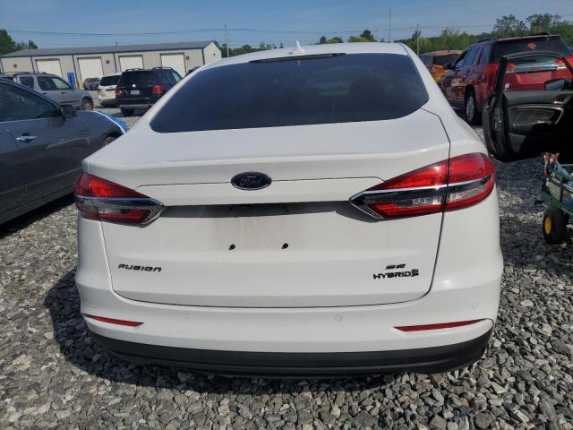 3FA6P0LU5KR279314 - 2019 FORD FUSION SE Білий фото 6