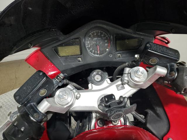 JH2RC46114M600389 - 2004 HONDA VFR800 RED photo 8